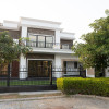 Discover Prithu Homes' innovative simplex-duplex combos in Delhi NCR. Experience luxury living with duplex spaces and earn rental income from simplex floors. Explore our completed and ongoing projects in prime locations like DLF Phase 1, Defence Colony, and more.