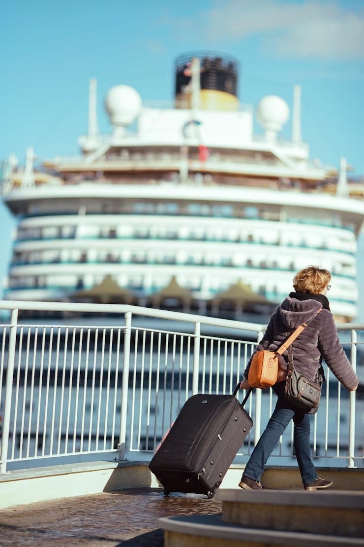 Enjoy a smooth and reliable transfer from Heathrow to Southampton cruise terminal with Lon...