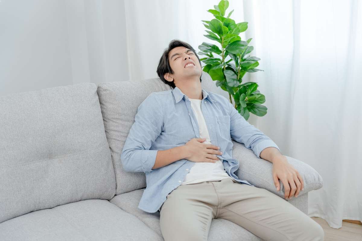 Having constant stomach problems? Here are the dos and don’ts of a diet for upset stomac...