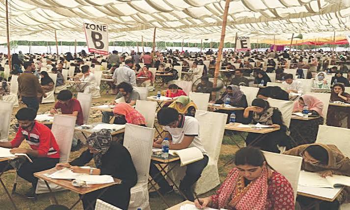 Karachi: The Medical and Dental College Admission Test (MDCAT) 2026 is being held across t...