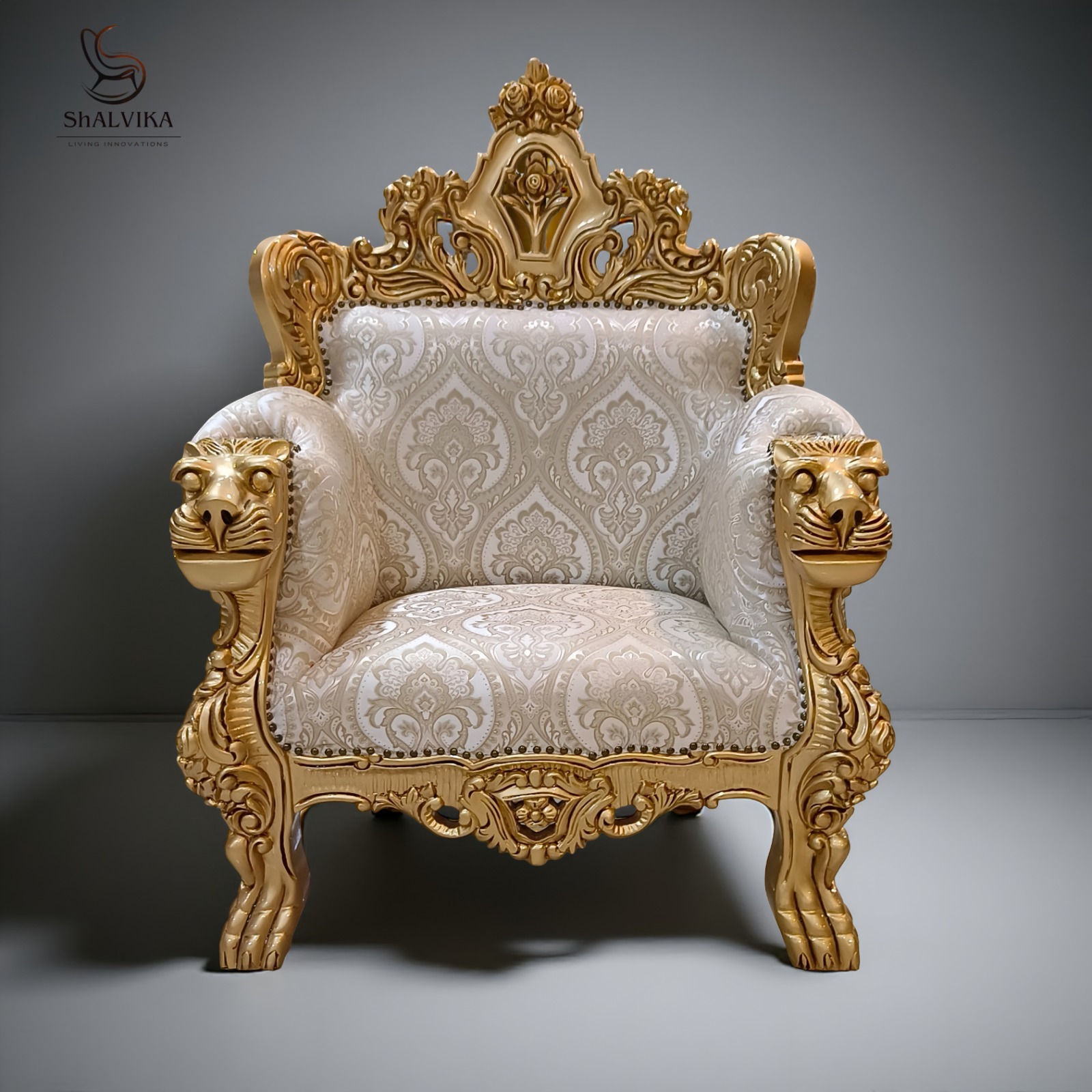 Made of high quality Teak wood Lion Chair with detailed lion carvings handels antique gold...