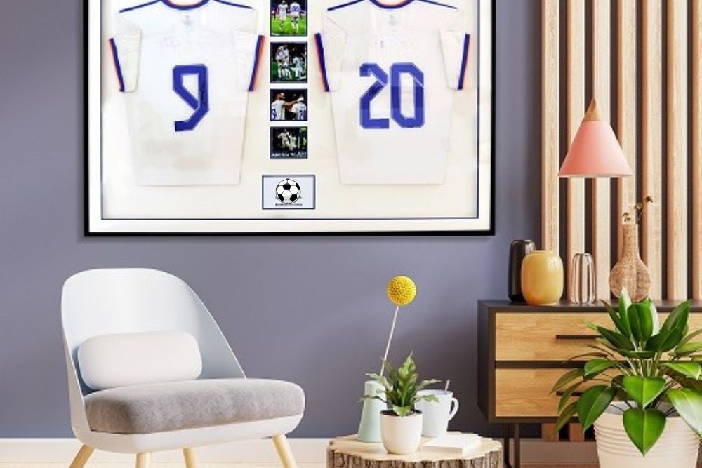 Off The Wall Framing offers expert Memorabilia Framing Sydney services that protect and sh...