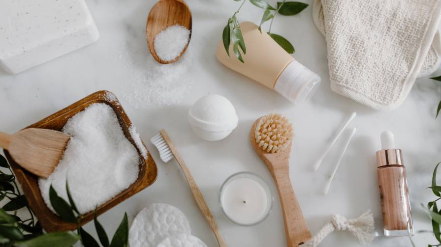 Step into a world of relaxation at Allora Spa Dxb. The professional massage in Dubai for u...