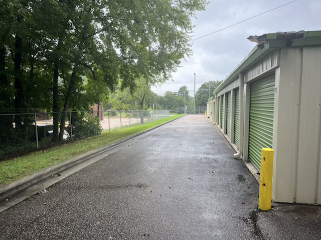 Storage units near me in Harrisburg NC keep holiday items safe and organized so your home ...