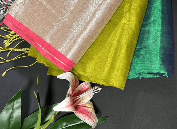 The Perfect Blend of Tradition and Elegance The truth is, Bengal Tissue Linen Sarees are n...
