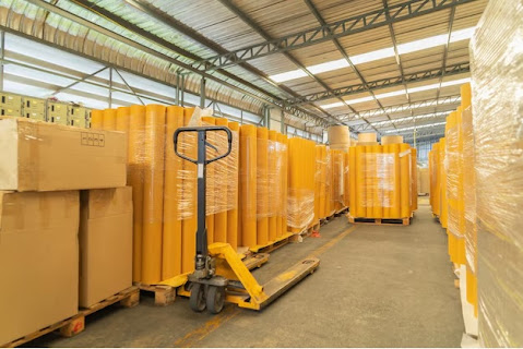 Understanding what features to look for when buying a pallet wrapping machine in India hel...