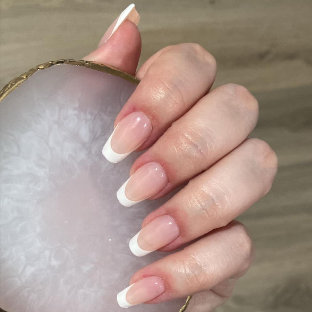 Want to make a bold beauty statement without the salon? Ezmio Beauty’s stick on nails ar...